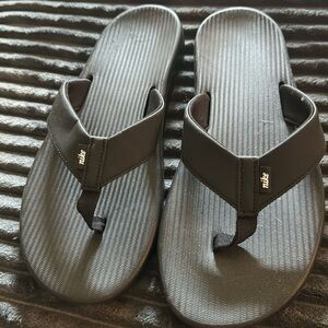 Nike Black Flip Flops Size 8 EUC WORN ONCE